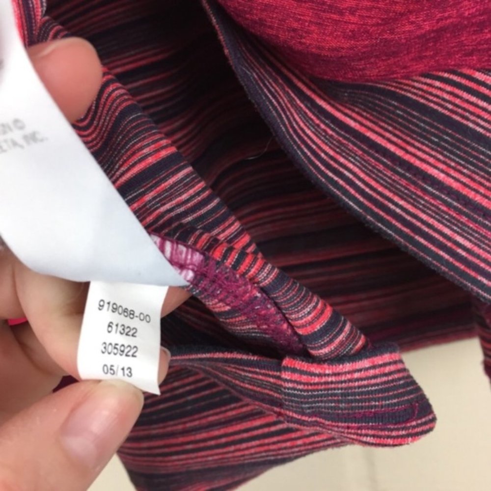 Athleta Royal Pigeon Double Layer Side Cinch Tank Size Small - Picture 8 of 8
